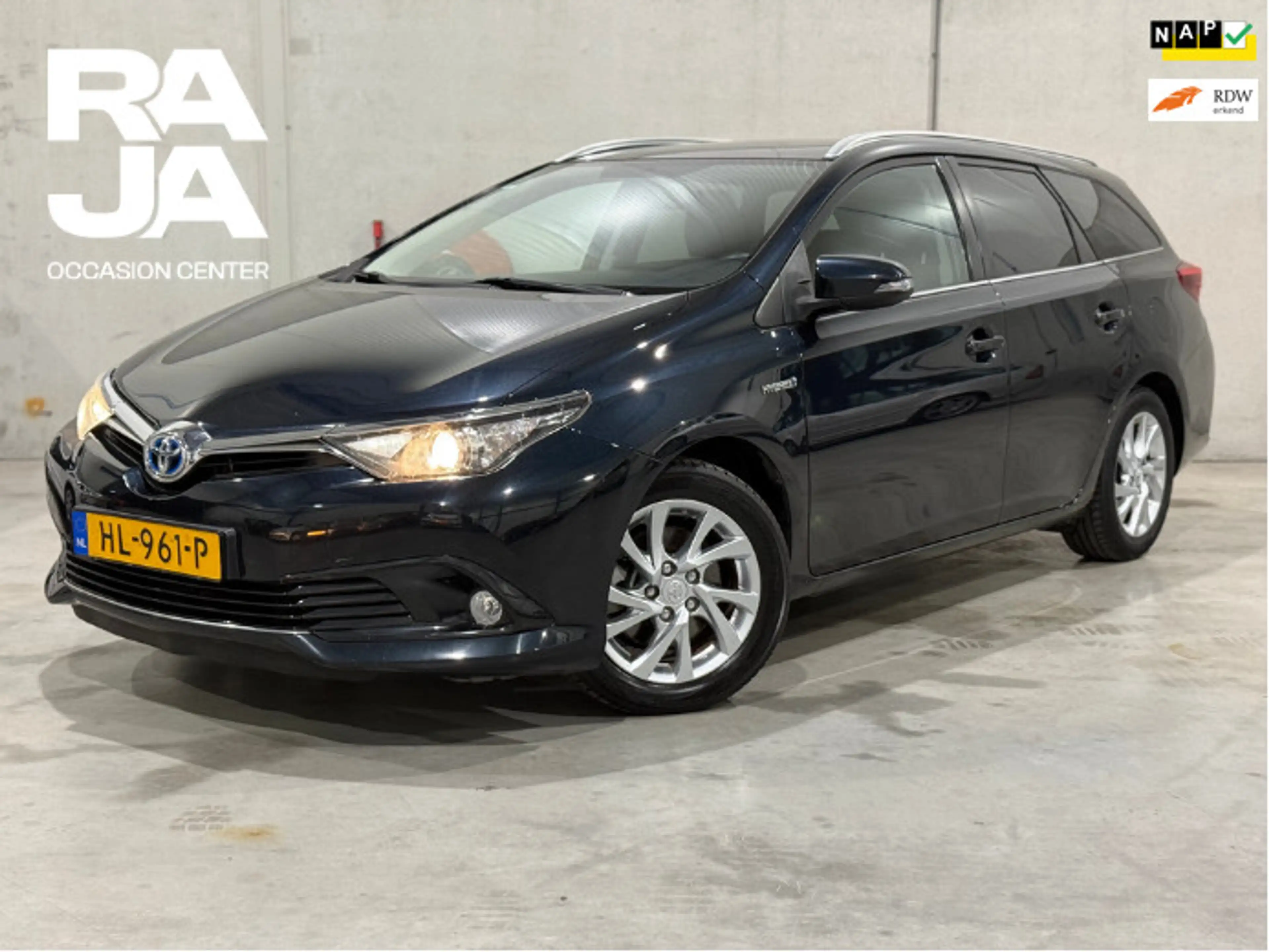 Toyota Auris Touring Sports 1.8 Hybrid Lease NAP Cruise Climate