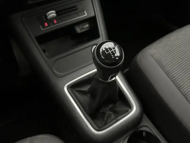 Volkswagen Tiguan view 17