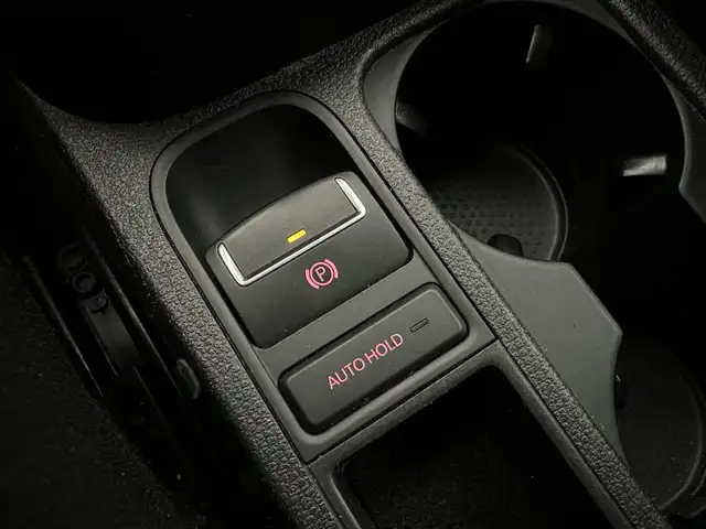 Volkswagen Tiguan view 19