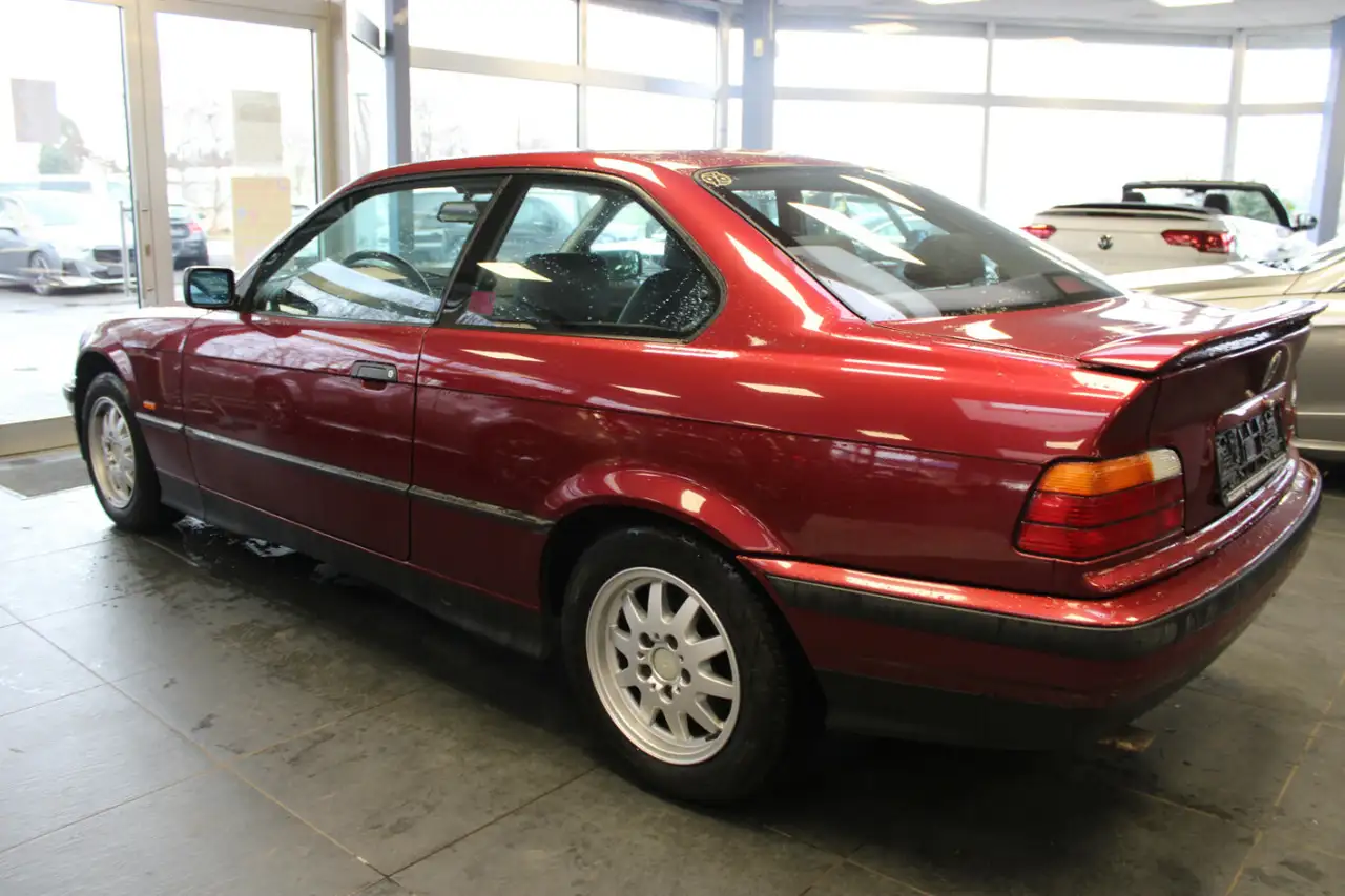 BMW 320i Aut. - SHZ - Klima -, foto 4