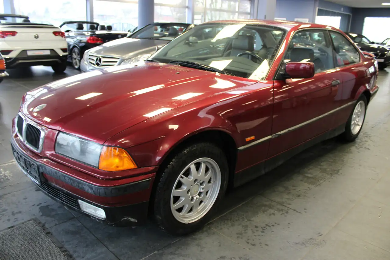 BMW 320i Aut. - SHZ - Klima -, foto 3