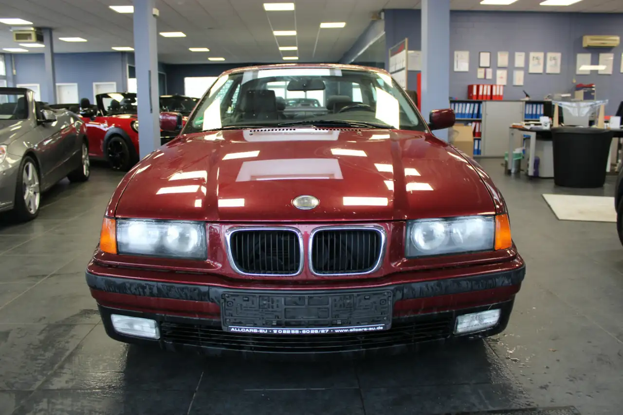 BMW 320i Aut. - SHZ - Klima -, foto 2
