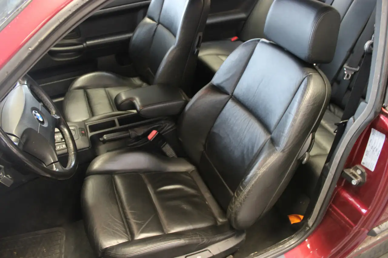 BMW 320i Aut. - SHZ - Klima -, foto 11