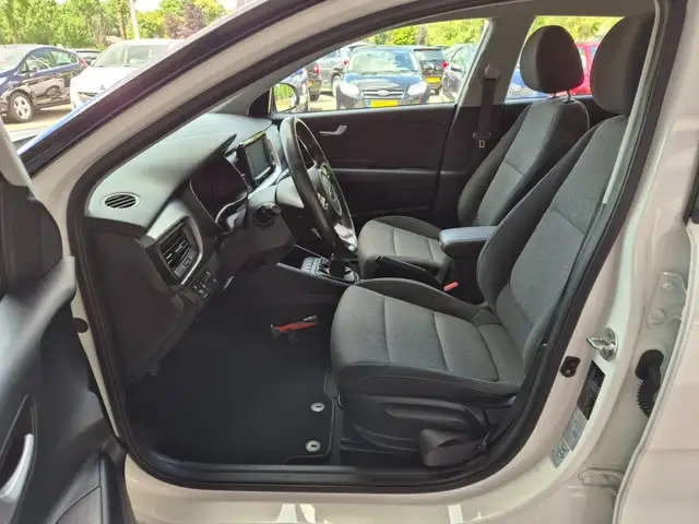 Kia Stonic view 11