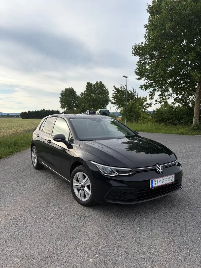 Volkswagen Golf Life 1,0 TSI Schwarz - 1