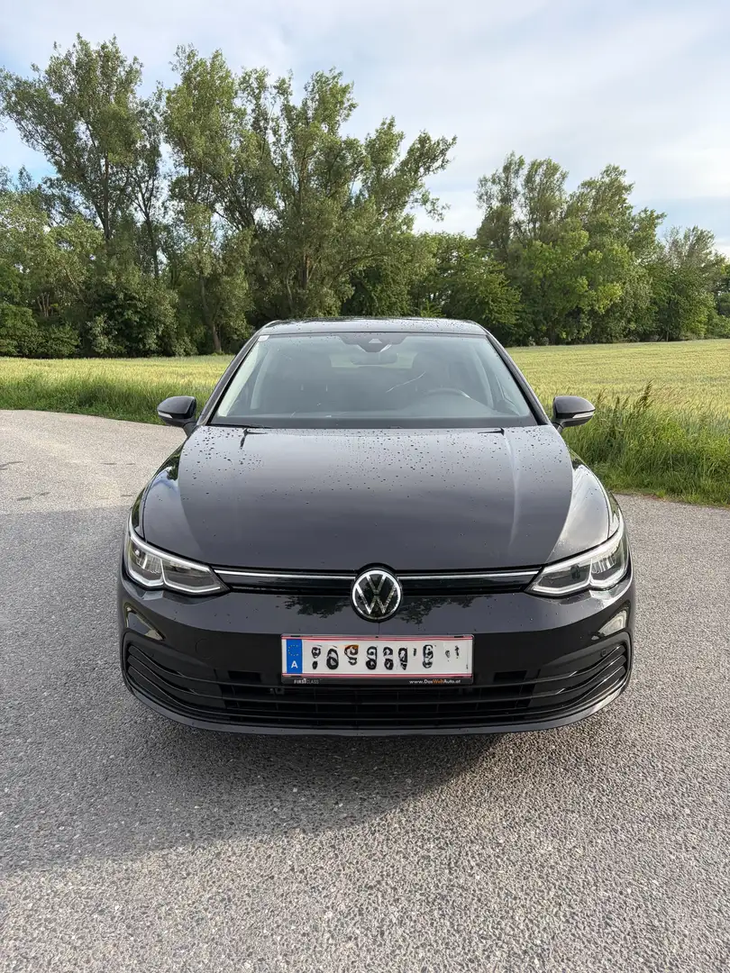 Volkswagen Golf Life 1,0 TSI Schwarz - 2