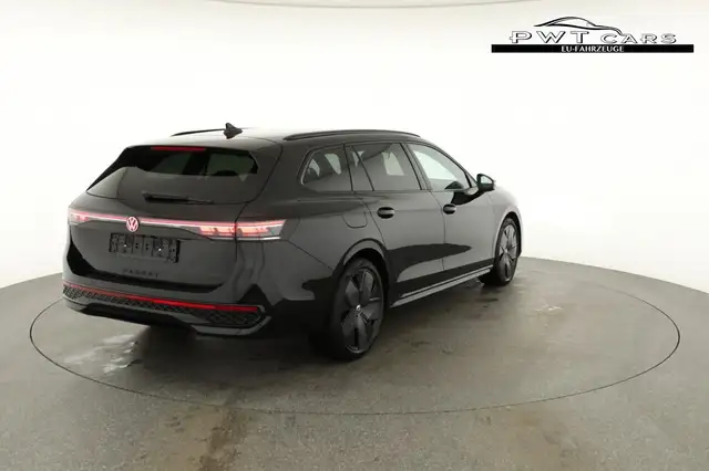 Volkswagen Passat Variant 2.0 TDI 142 kW 4Motion R-Line DSG 4M Black, AHK... Ansicht 18