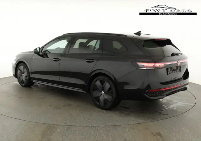 Volkswagen Passat Variant 2.0 TDI 142 kW 4Motion R-Line DSG 4M Black, AHK... Ansicht 3