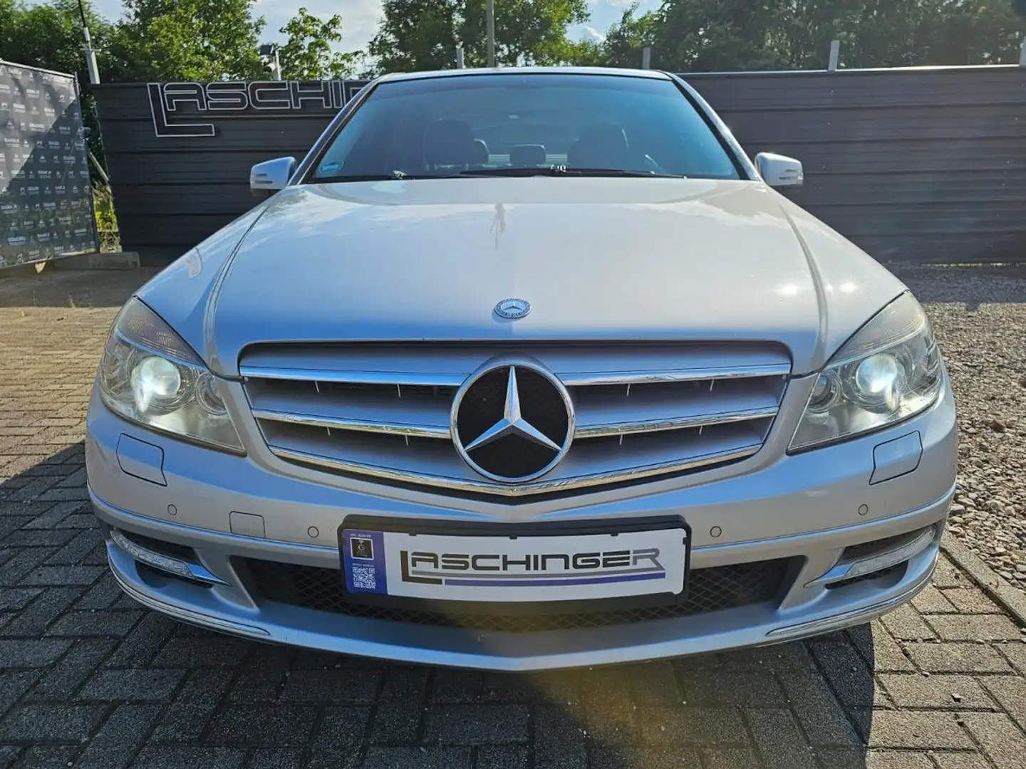 Mercedes-Benz C 220 C -Klasse Lim. C 220 CDI XENON NAVI PDC SHZ Zilver - 2