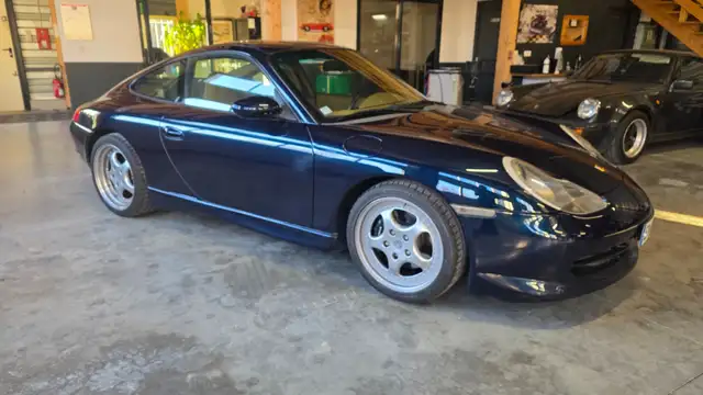 Porsche 996