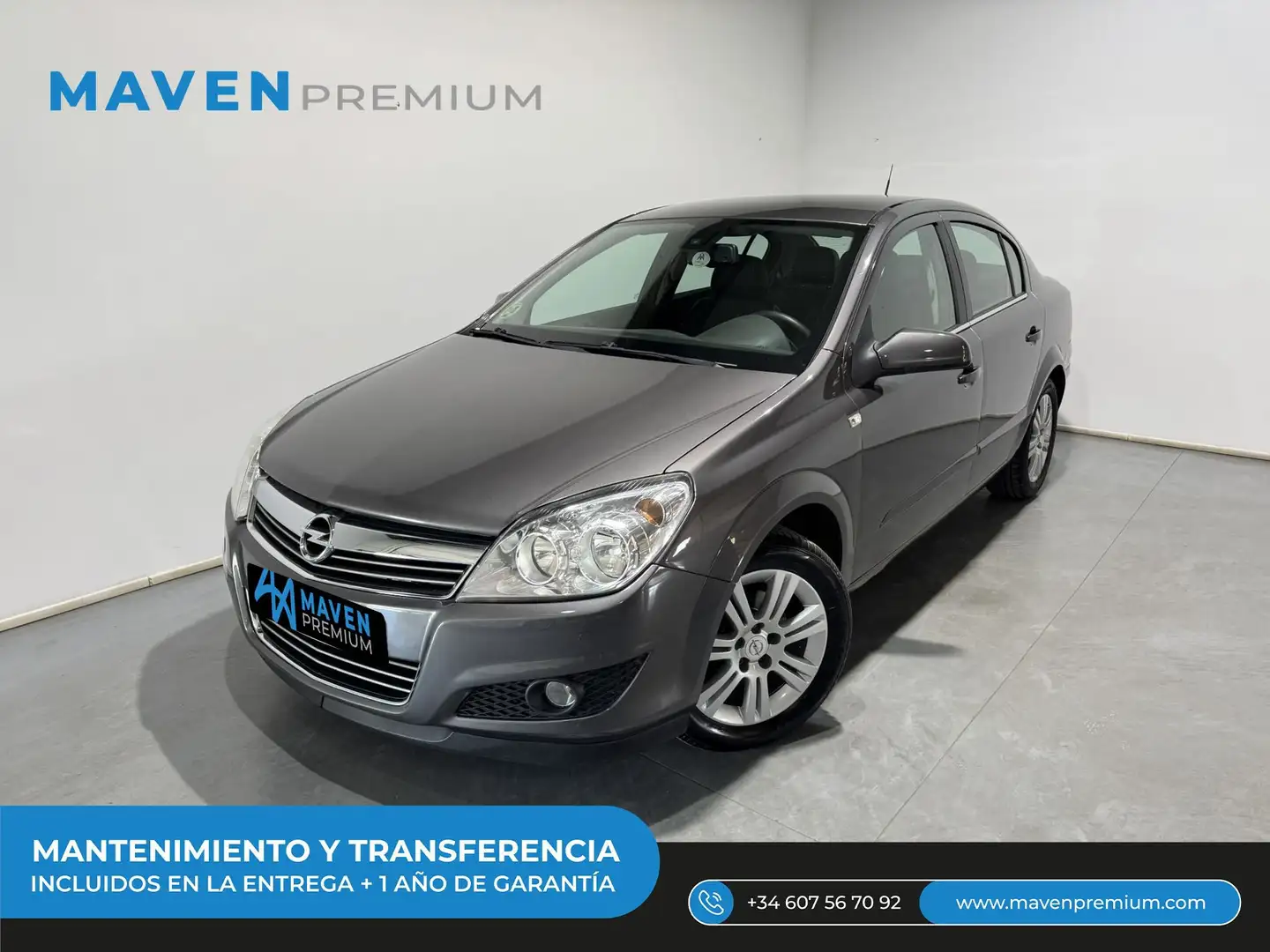 Opel Astra 1.7 CDTi Edition Gris - 1