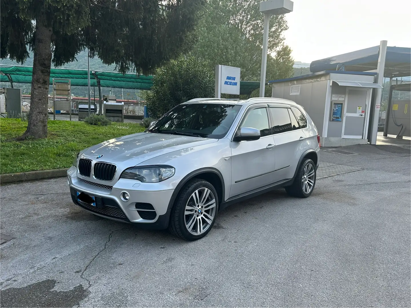 BMW X5 X5 E70 xdrive30d Attiva auto 8m E5 Plateado - 1