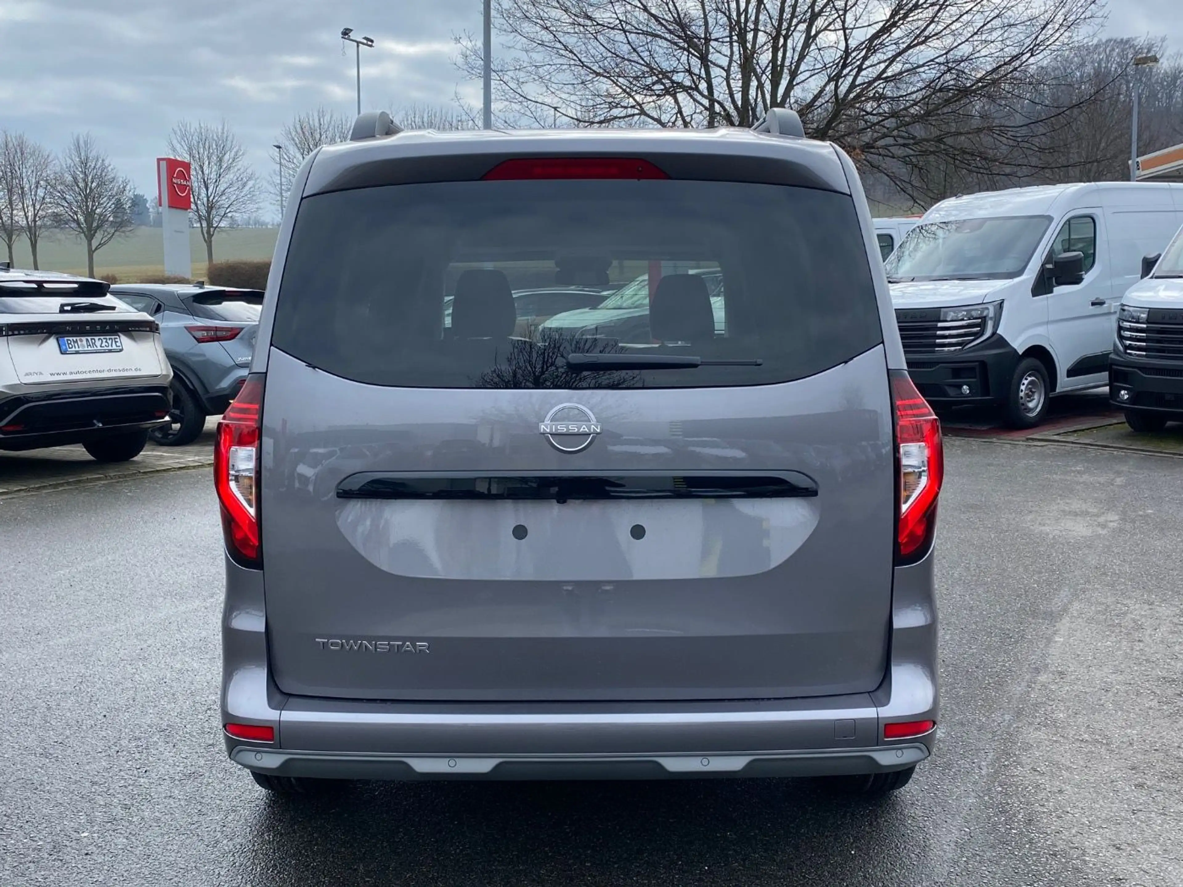 Nissan Townstar Kombi DIG-T 130 L1 Tekna Navi Kam 5Sitze — photo 10