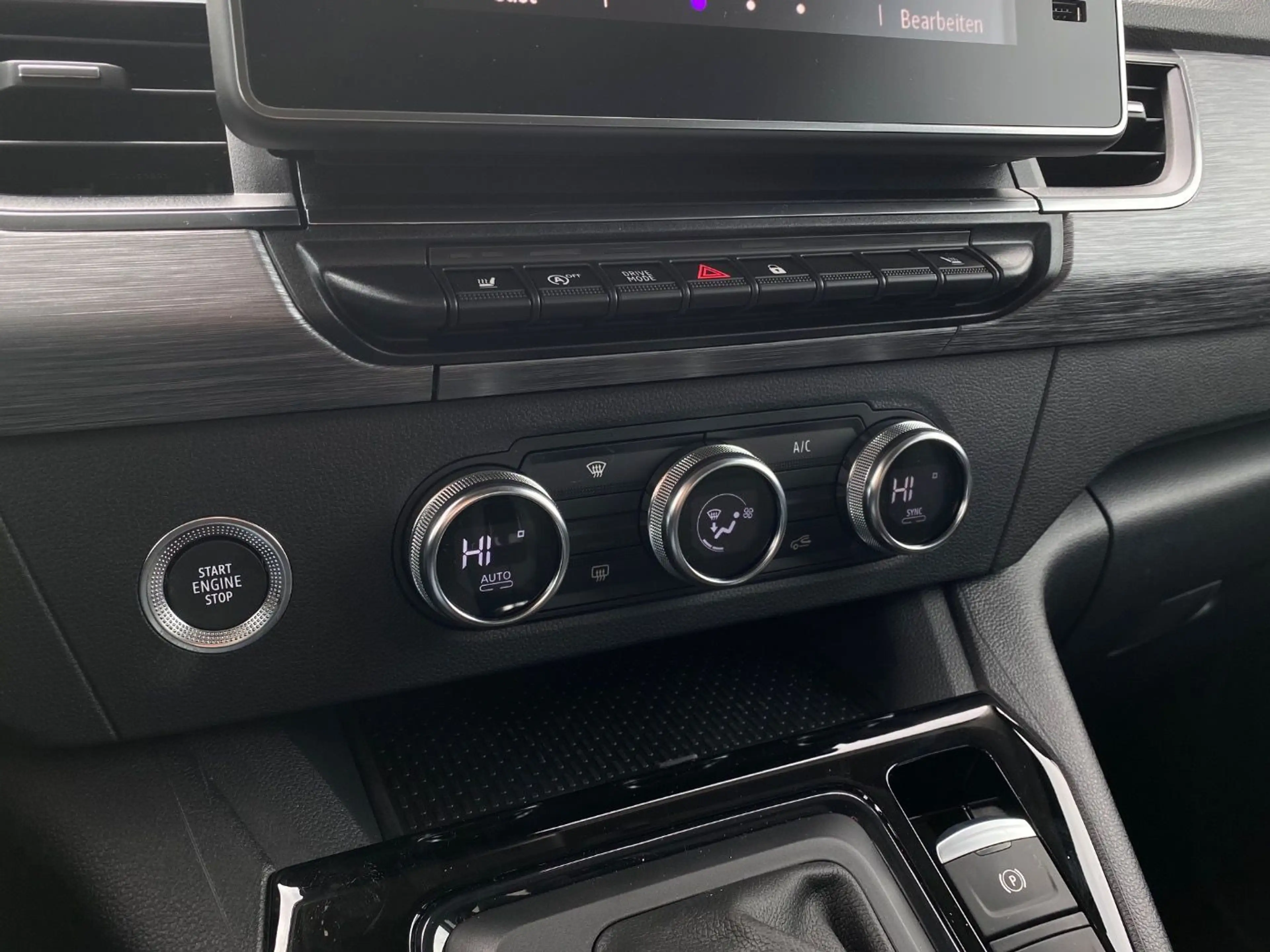Nissan Townstar Kombi DIG-T 130 L1 Tekna Navi Kam 5Sitze — photo 22
