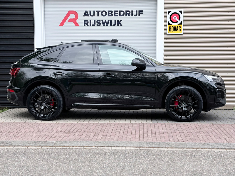 Audi Q5 Sportback 55 TFSI e S edition Competition Pano/Sfe — photo 5