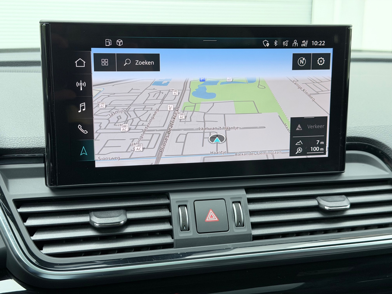 Audi Q5 Sportback 55 TFSI e S edition Competition Pano/Sfe — photo 24