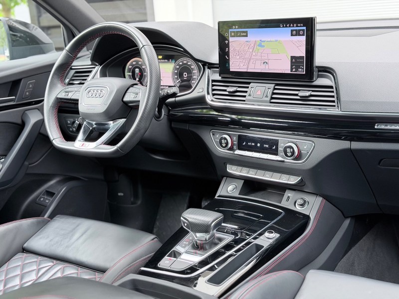 Audi Q5 Sportback 55 TFSI e S edition Competition Pano/Sfe — photo 21