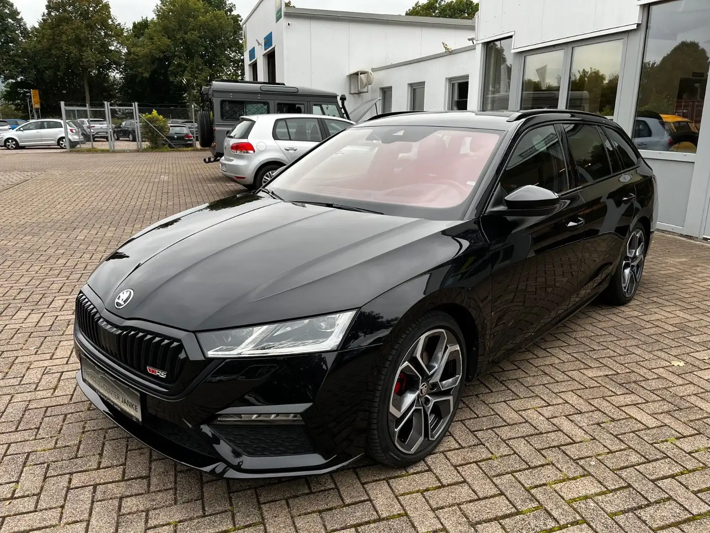 Skoda Octavia Combi RS Plus +LED/Massage/Leder/HeadUp+ Schwarz - 2