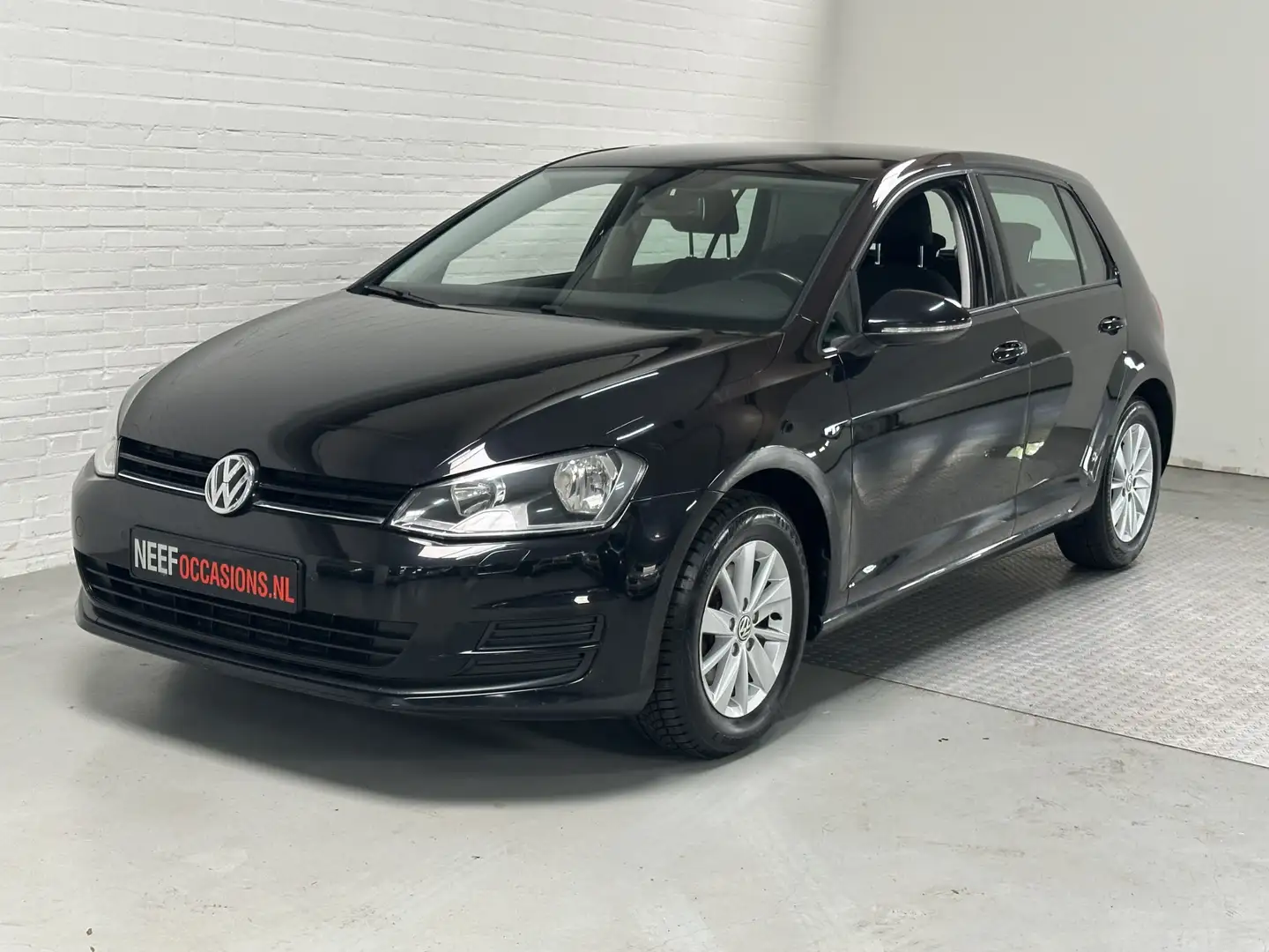 Volkswagen Golf 1.4 TSI Connected Series Airco / Cruise /Elk.Pakke Zwart - 1