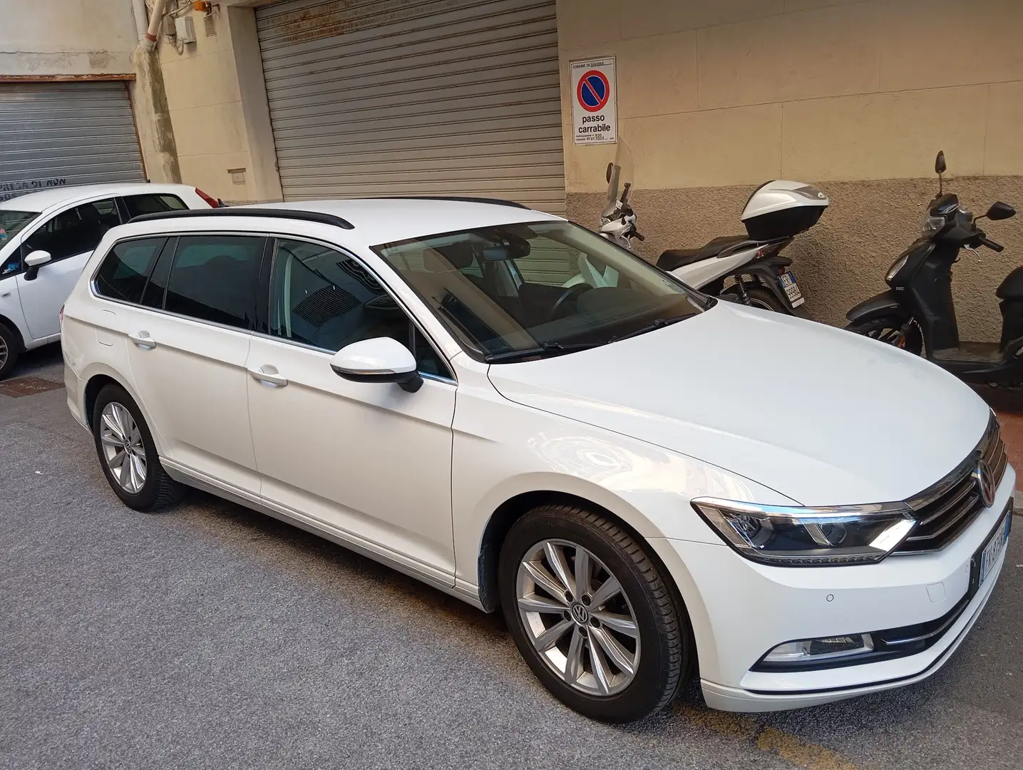 Volkswagen Passat Variant 2.0 tdi Business (businessline) 150cv dsg - 1