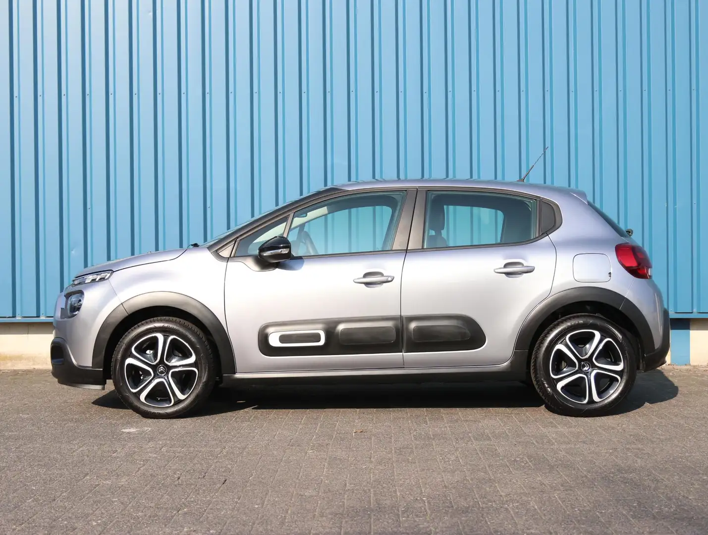 Citroen C3 1.2 85PK Feel | ClimateControl | LED Verlichting | Grijs - 2