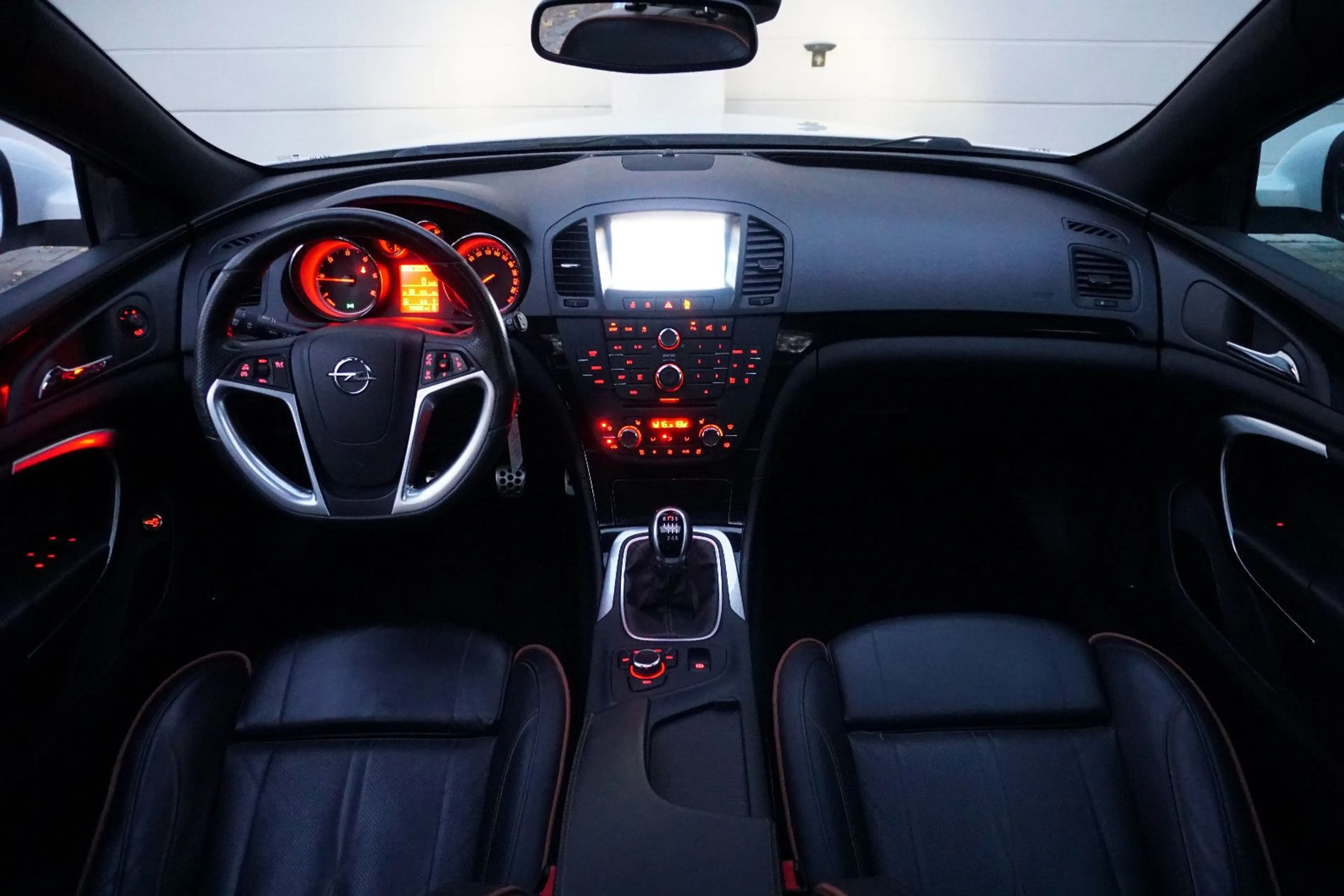 Opel Insignia A Sports Tourer Sport|OPC Line|AHK| 20" — photo 11