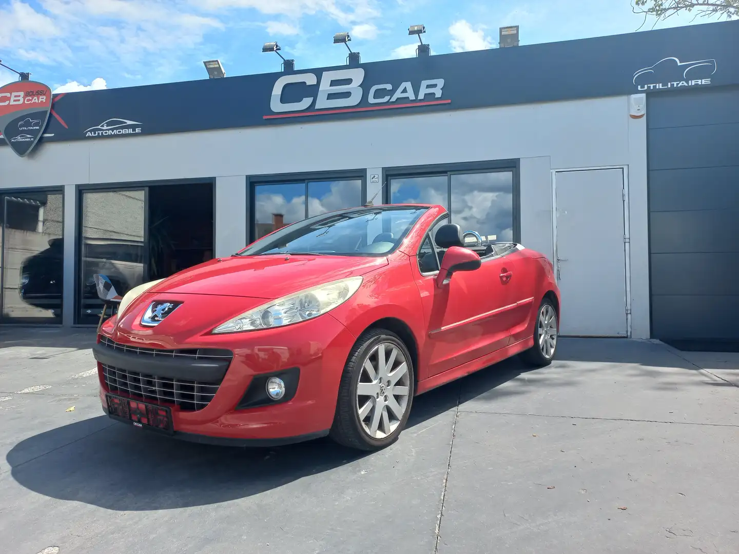 Peugeot 207 207 CC 1.6 HDi FAP Rood - 2