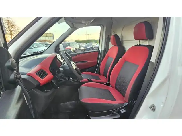 Fiat Doblo view 10