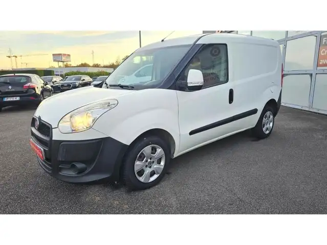 Fiat Doblo view 6
