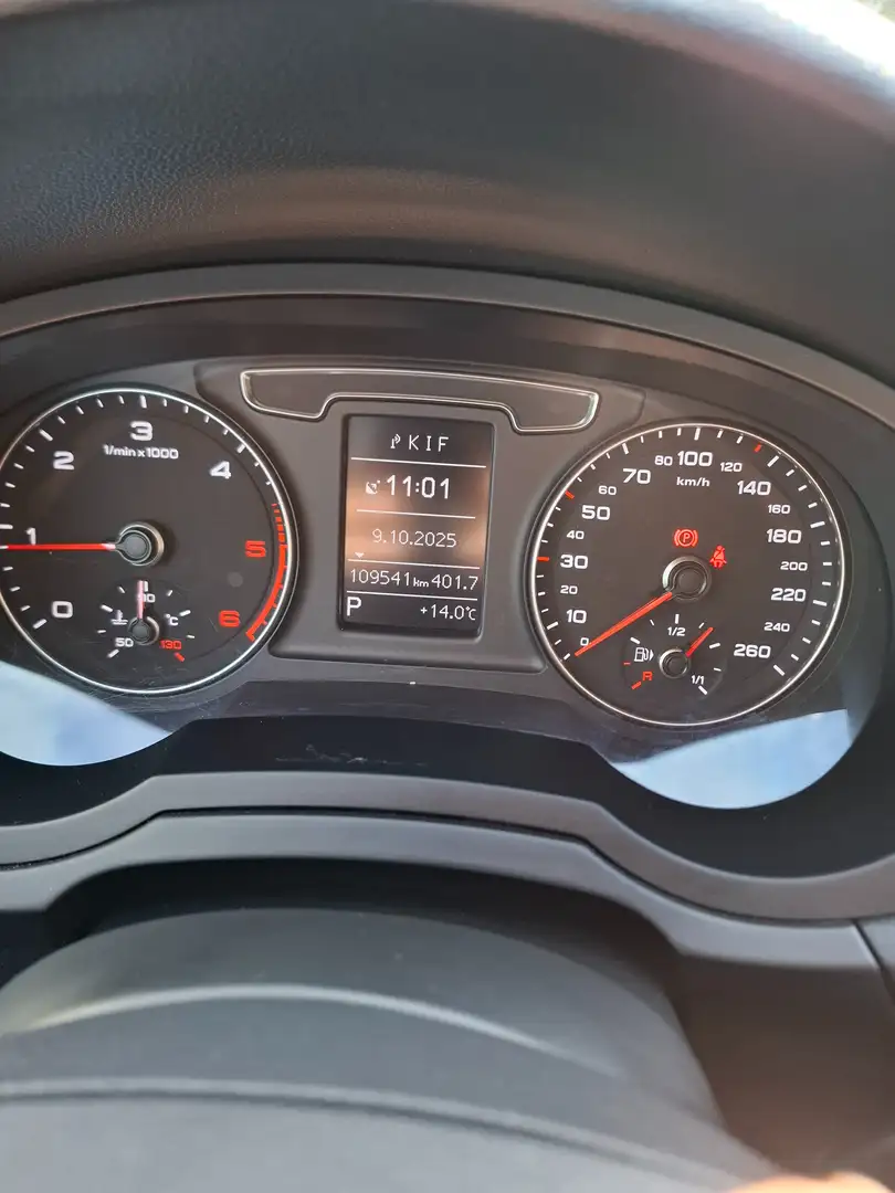 Audi Q3 Q3 2.0 TDi Design S tronic Noir - 1