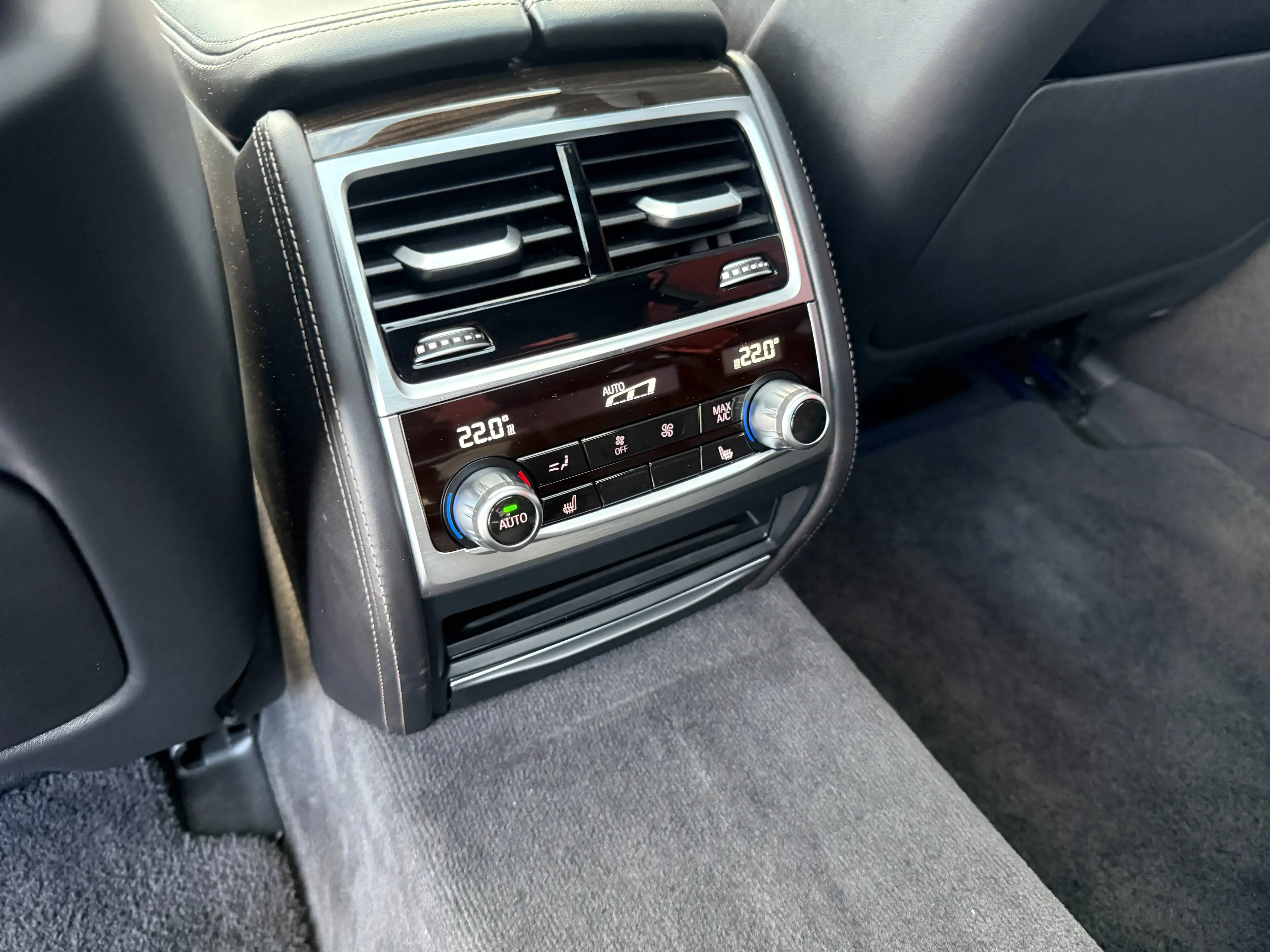 BMW 730 730d|xDrive|Lang|Pano-SkyLounge|BrowerW|Abstandstemp|Voll — photo 14