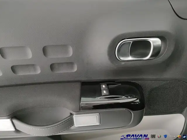 Citroen C3 view 9