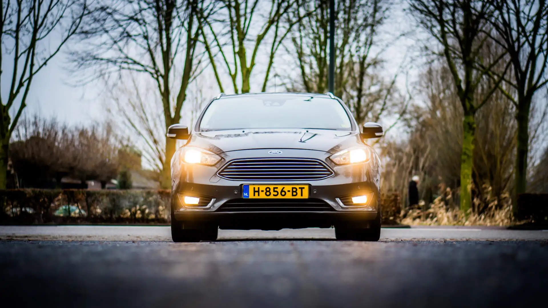 Ford Focus Wagon 1.5 Titanium NWE RIEM STOELVW STUURVW Grau - 2