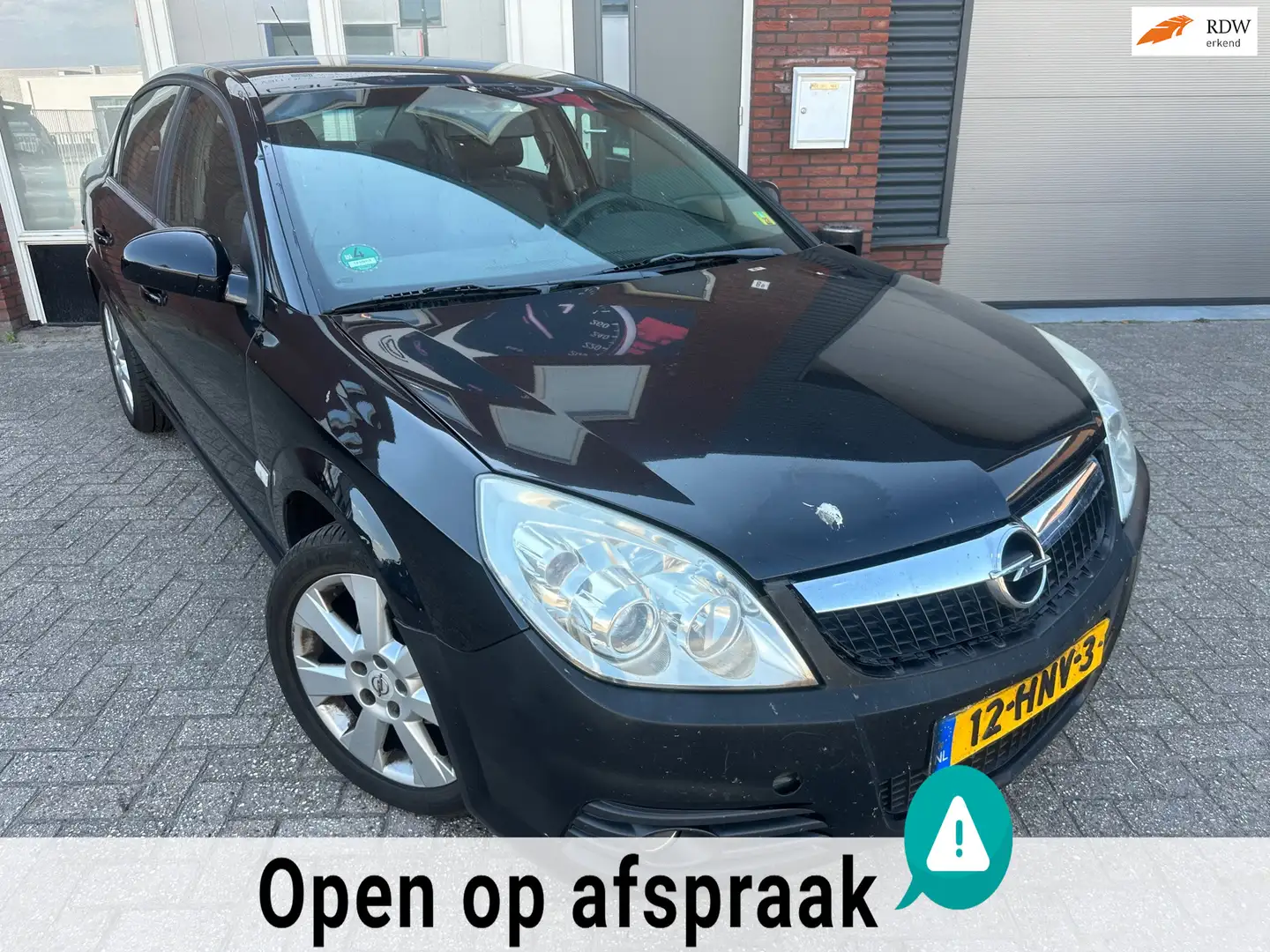 Opel Vectra 1.6-16V Business / Navi / Leder / NAP / Cruise Czarny - 1