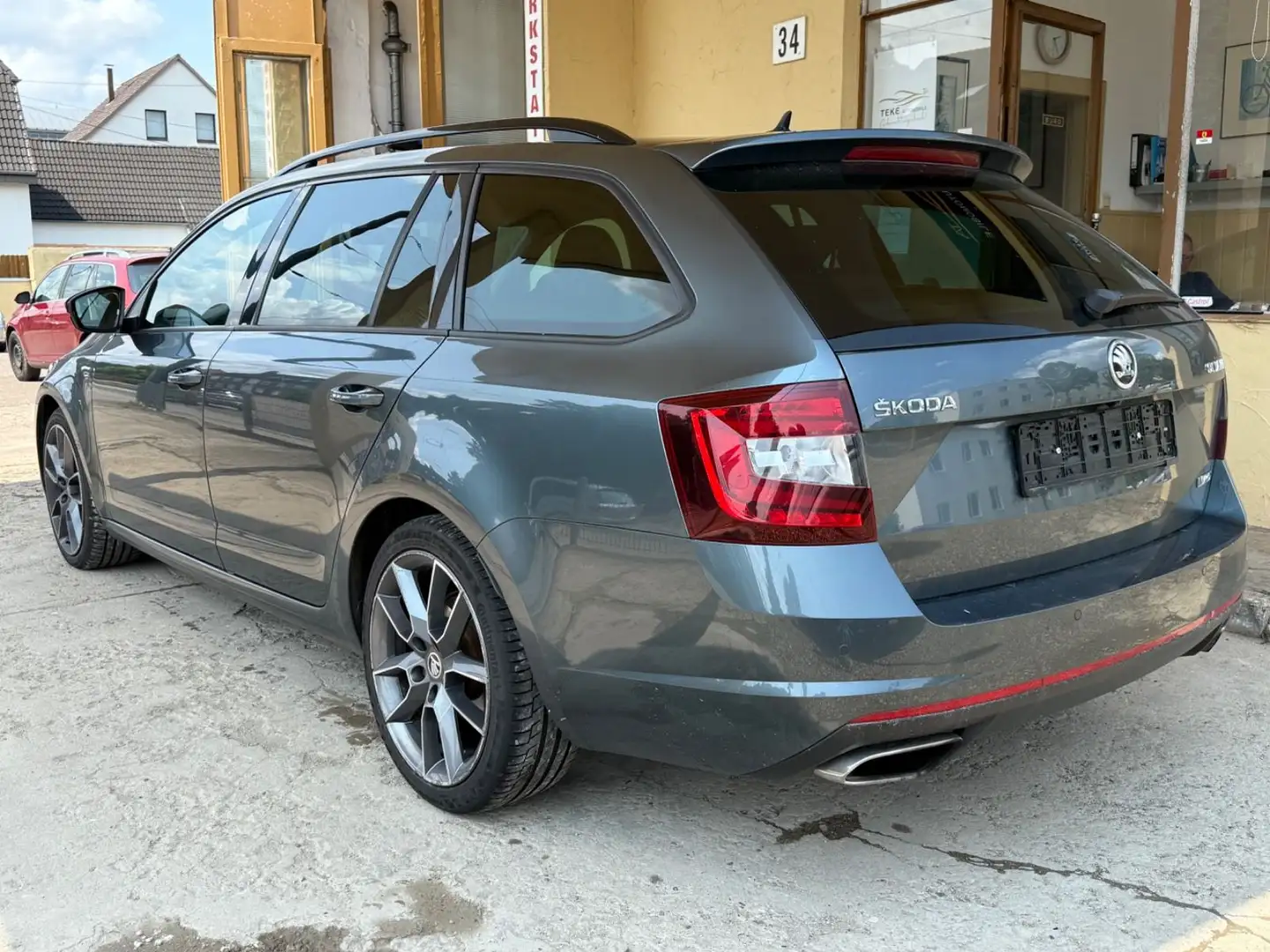 Skoda Octavia Combi RS Kamera|Acc|Automatik|Xenon Grau - 2
