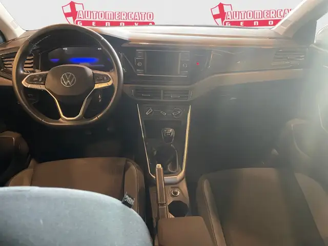 Volkswagen Polo view 11