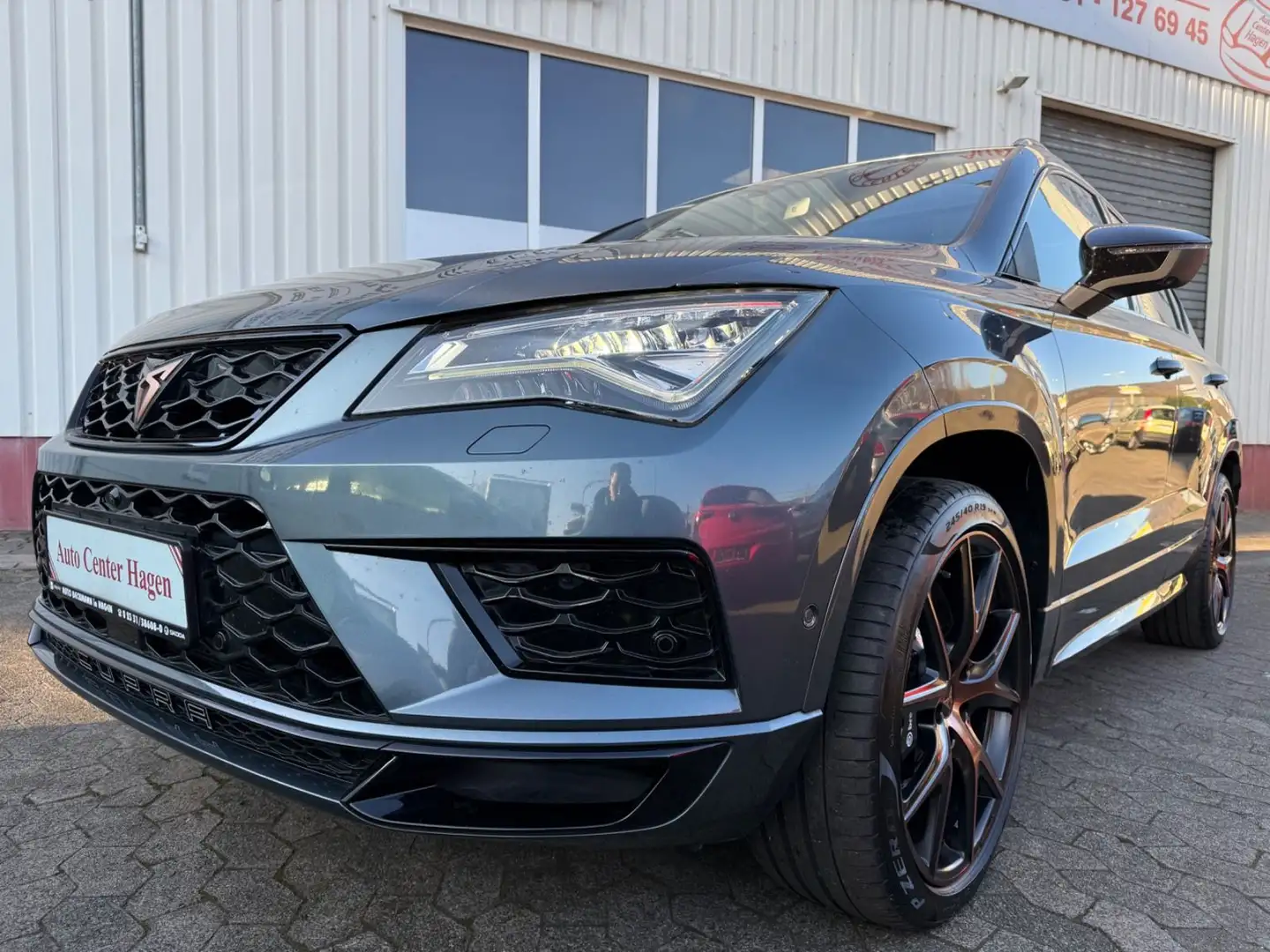 CUPRA Ateca 2.0 TSI 221kW 300PS 4Drive/PANO/AHK/KAM Grau - 1