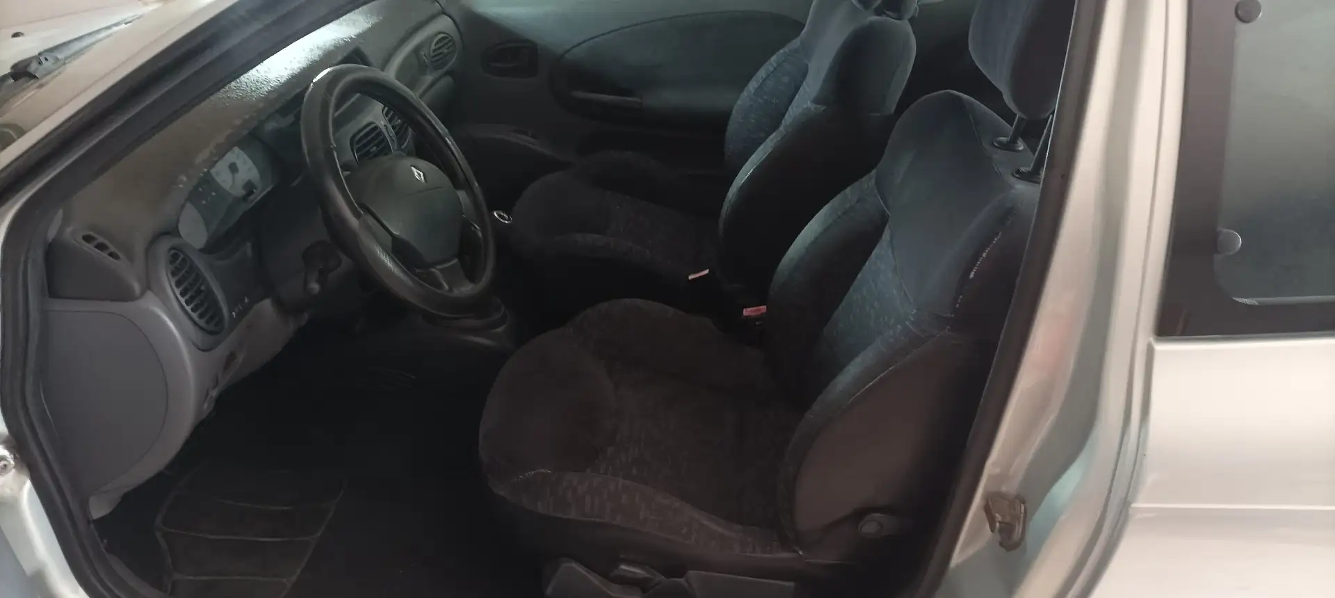 Renault Megane Mégane Cabrio 1.6 RXE - 1