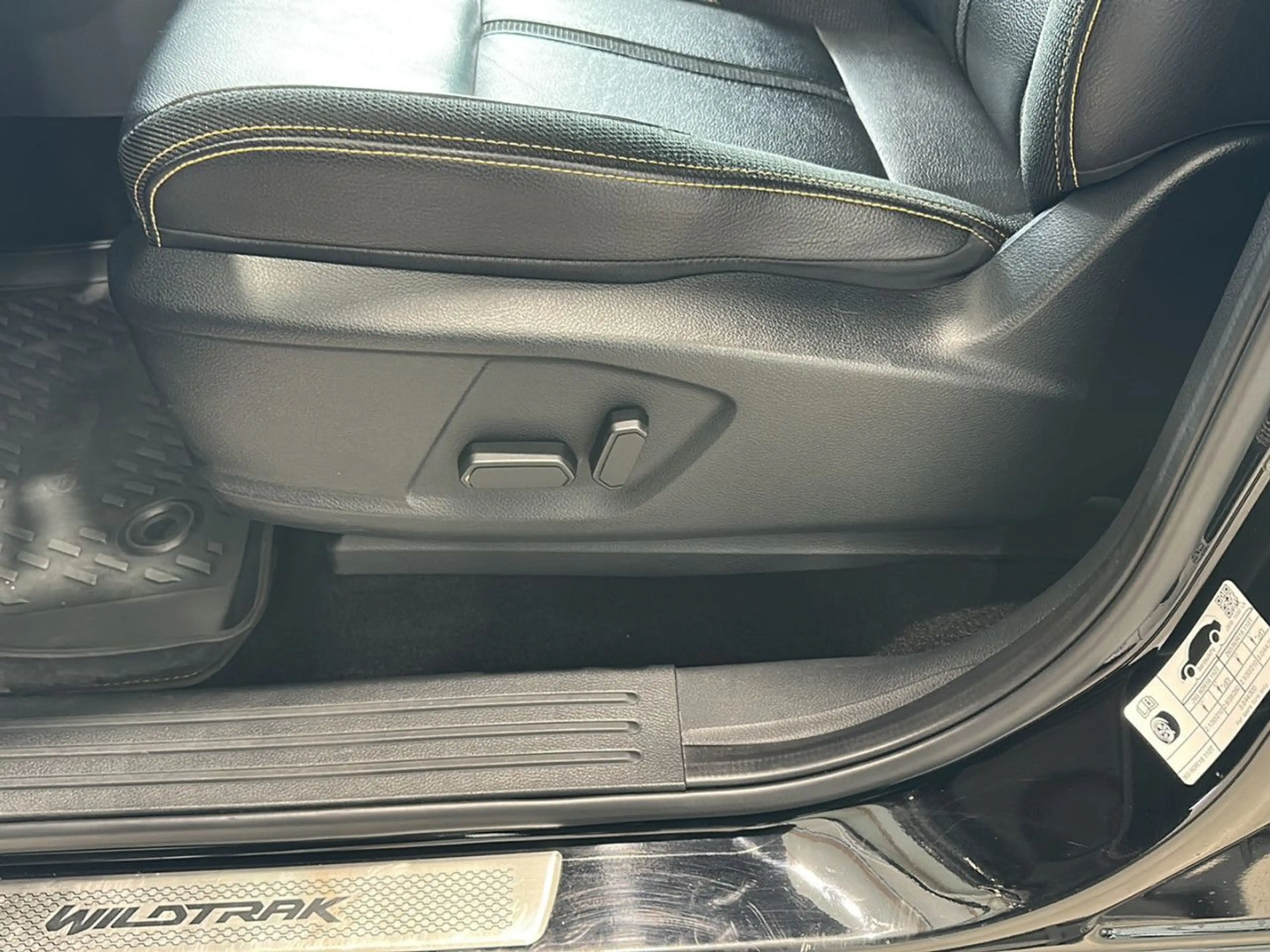 Ford Ranger 2.0 EcoBlue Wildtrak Doppelkabine 4x4 Autom — photo 18