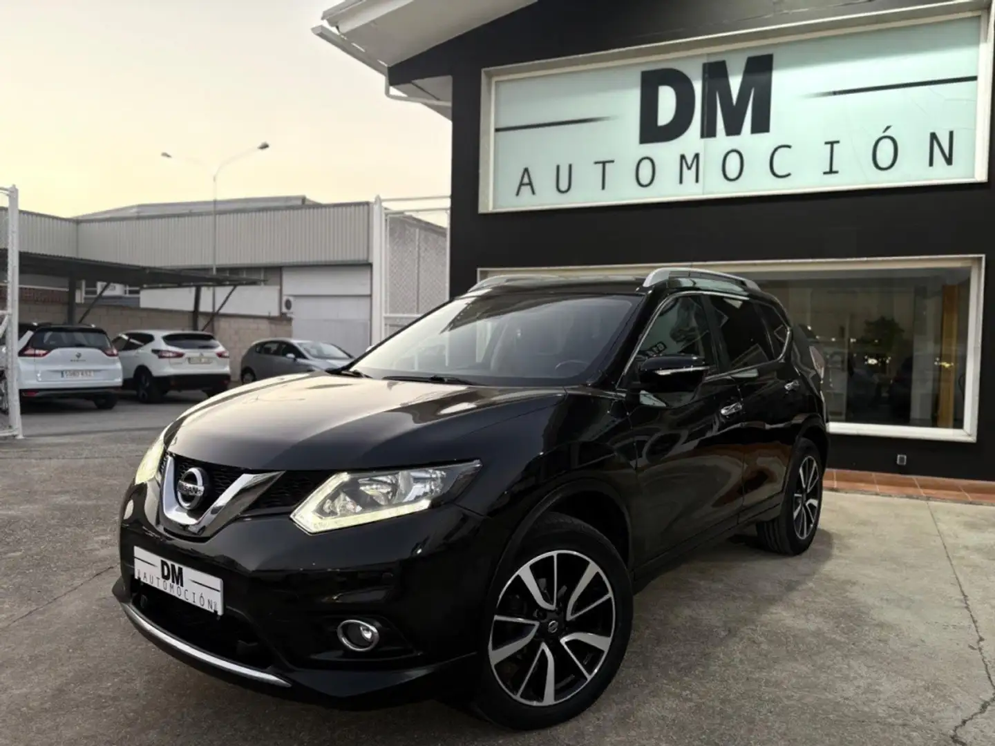 Nissan X-Trail 1.6 dCi 360 4x2 Negro - 1