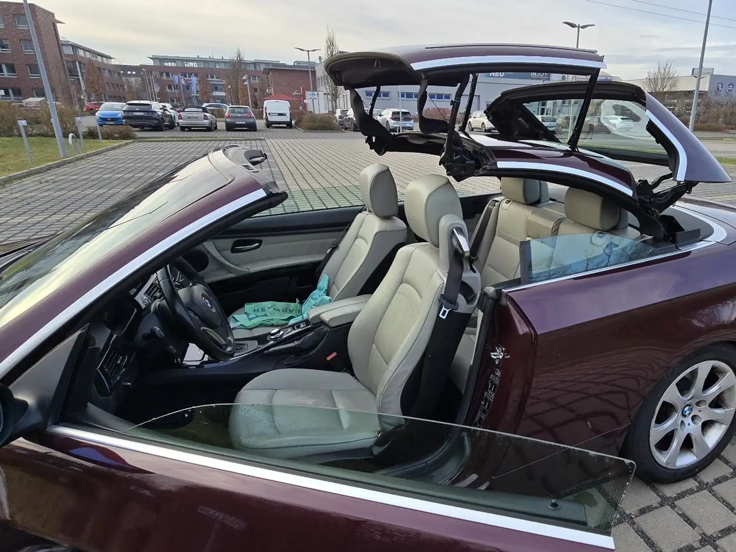 BMW 330 330d DPF Cabrio Aut. - 1
