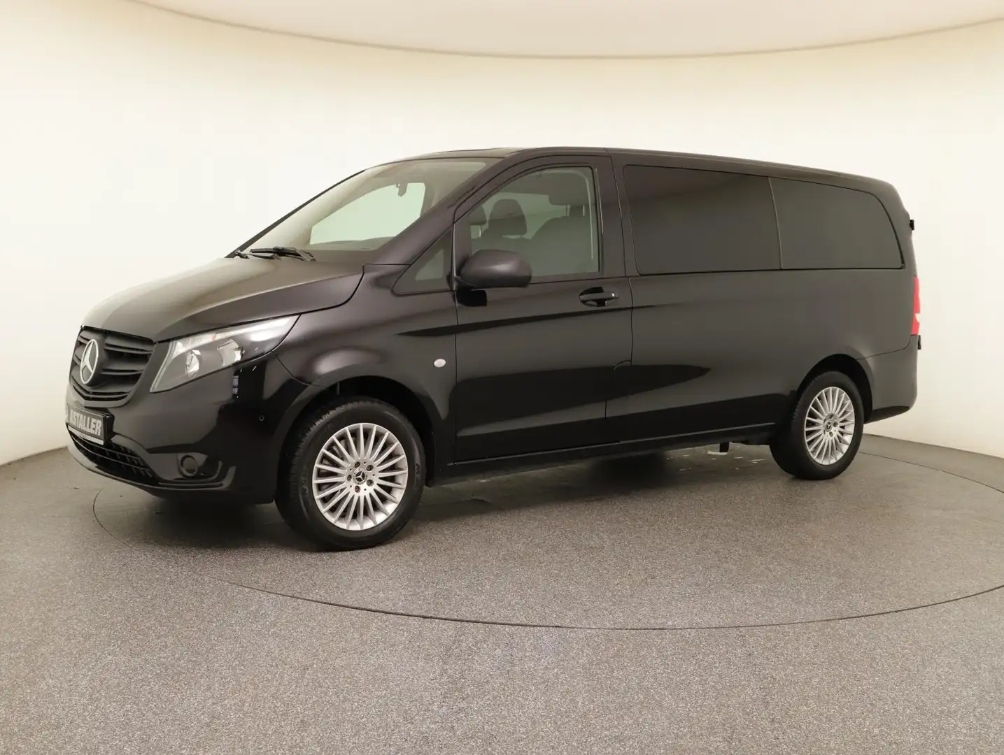 Mercedes-Benz Vito 114 CDI 4M Tourer Pro Lang L2 Flügelt+9Sitz Zwart - 2