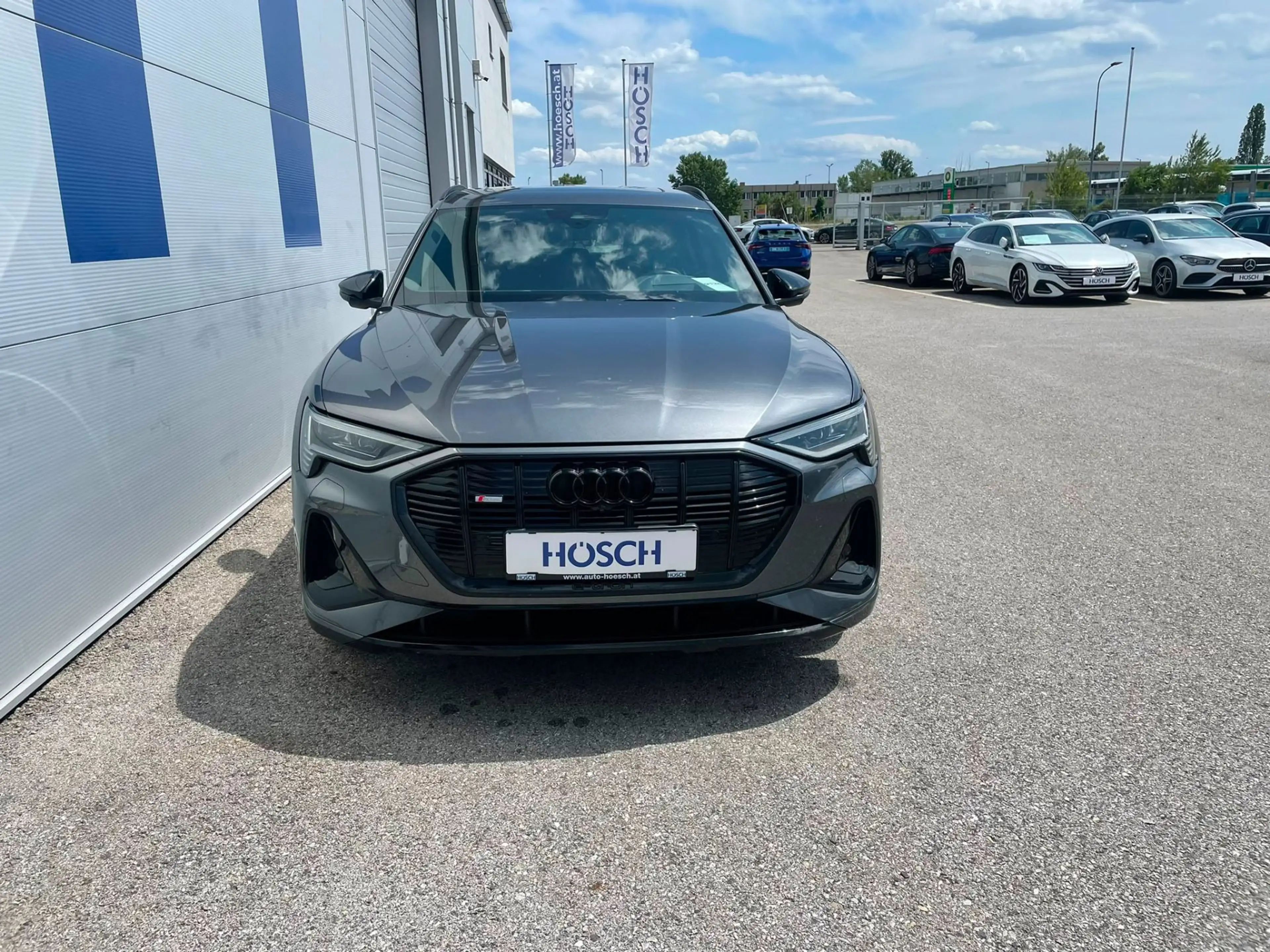 Audi e-tron SB 55 2xS-LINE PANO B&O TRAUMAUSSTATTUNG ++ — photo 3