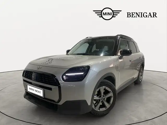 MINI One D Countryman Essential