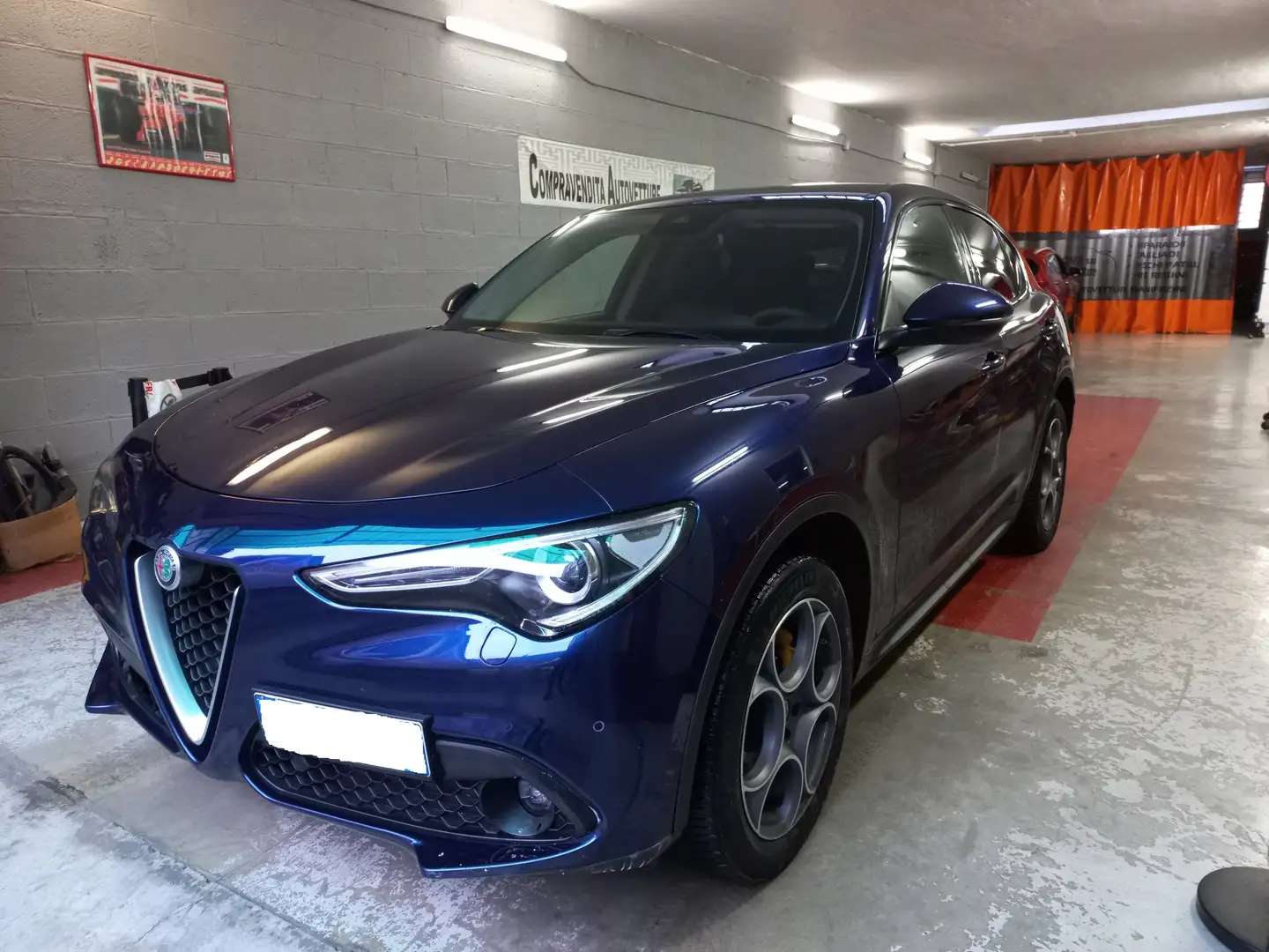 Alfa Romeo Stelvio 2.2 Turbodiesel 210 CV AT8 Q4 Executive UNICO PROP Azul - 2