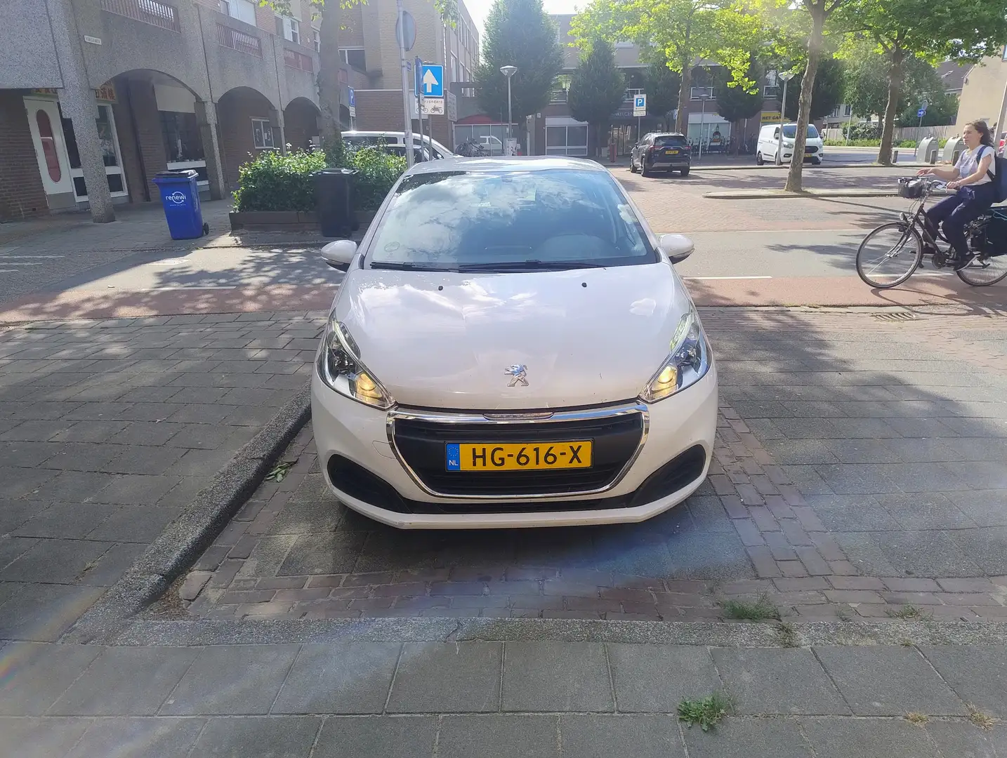 Peugeot 208 208 1.2 vti Wit - 1