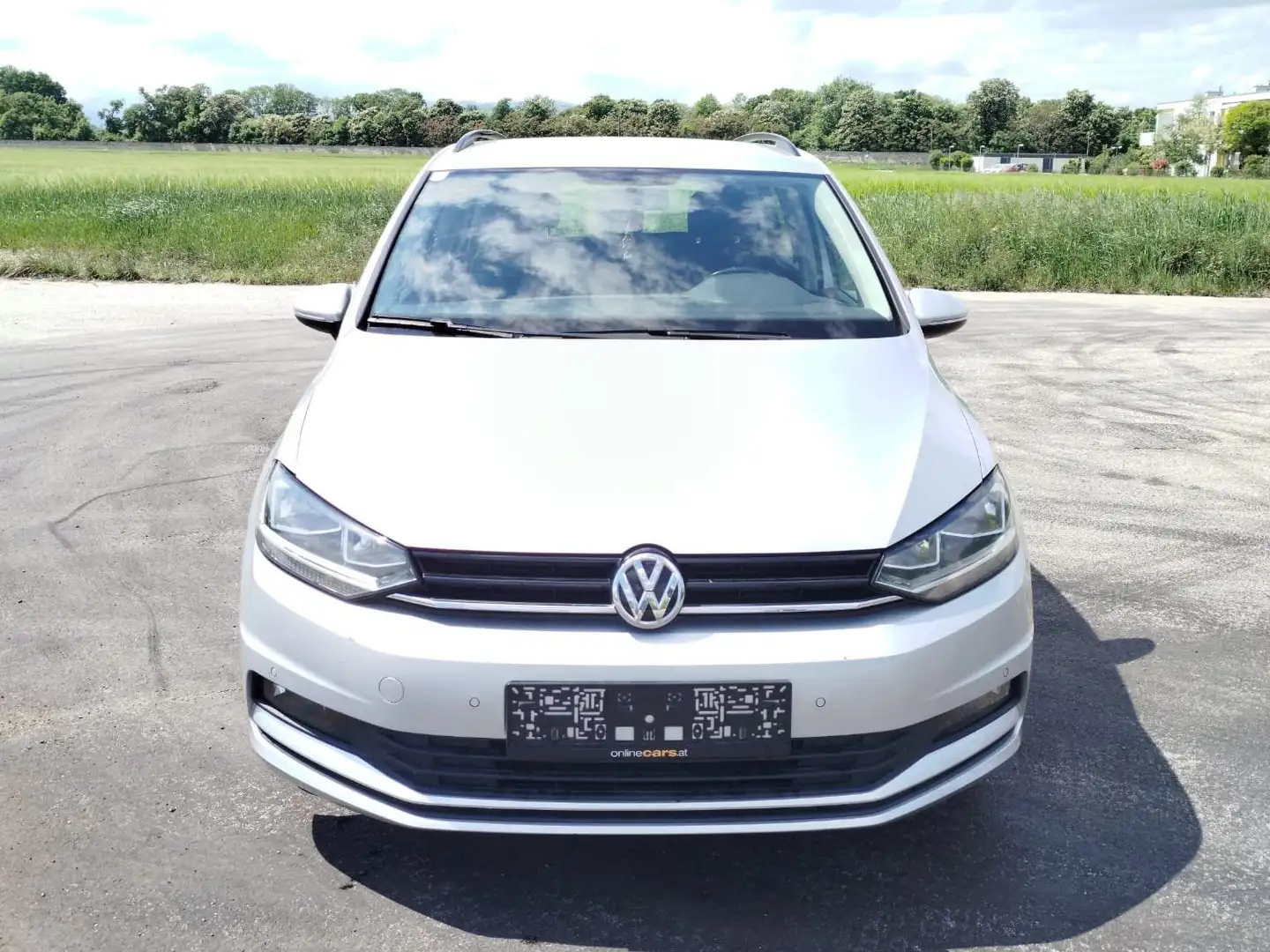 Volkswagen Touran Touran 1,6 SCR TDI Silber - 1
