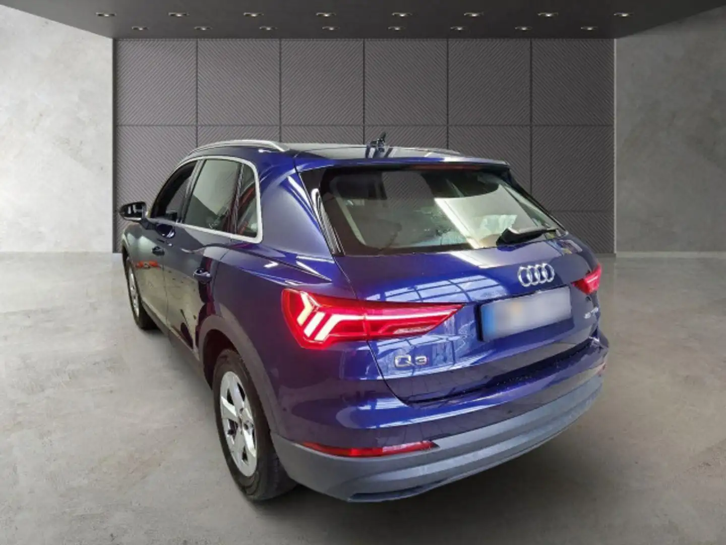 Audi Q3 S line 45TFSI e Stronic LED Navi RFK SHZ Blau - 2