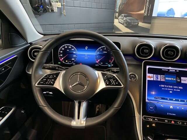 Mercedes-Benz C 180