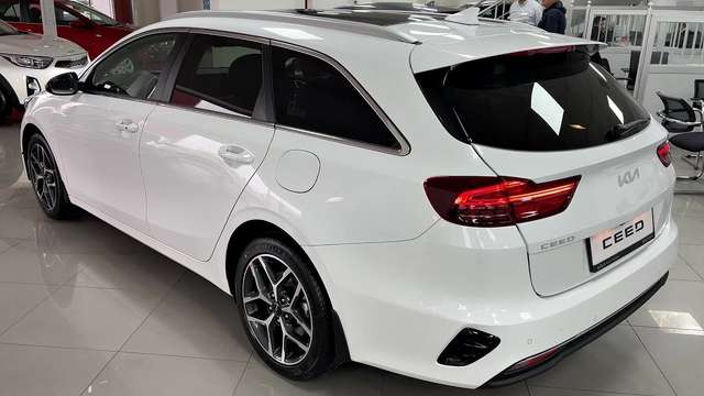 Kia Ceed SW / cee'd SW Ceed SW 1.6 GDI DCT OPF Plug-in-Hybrid Platinum
